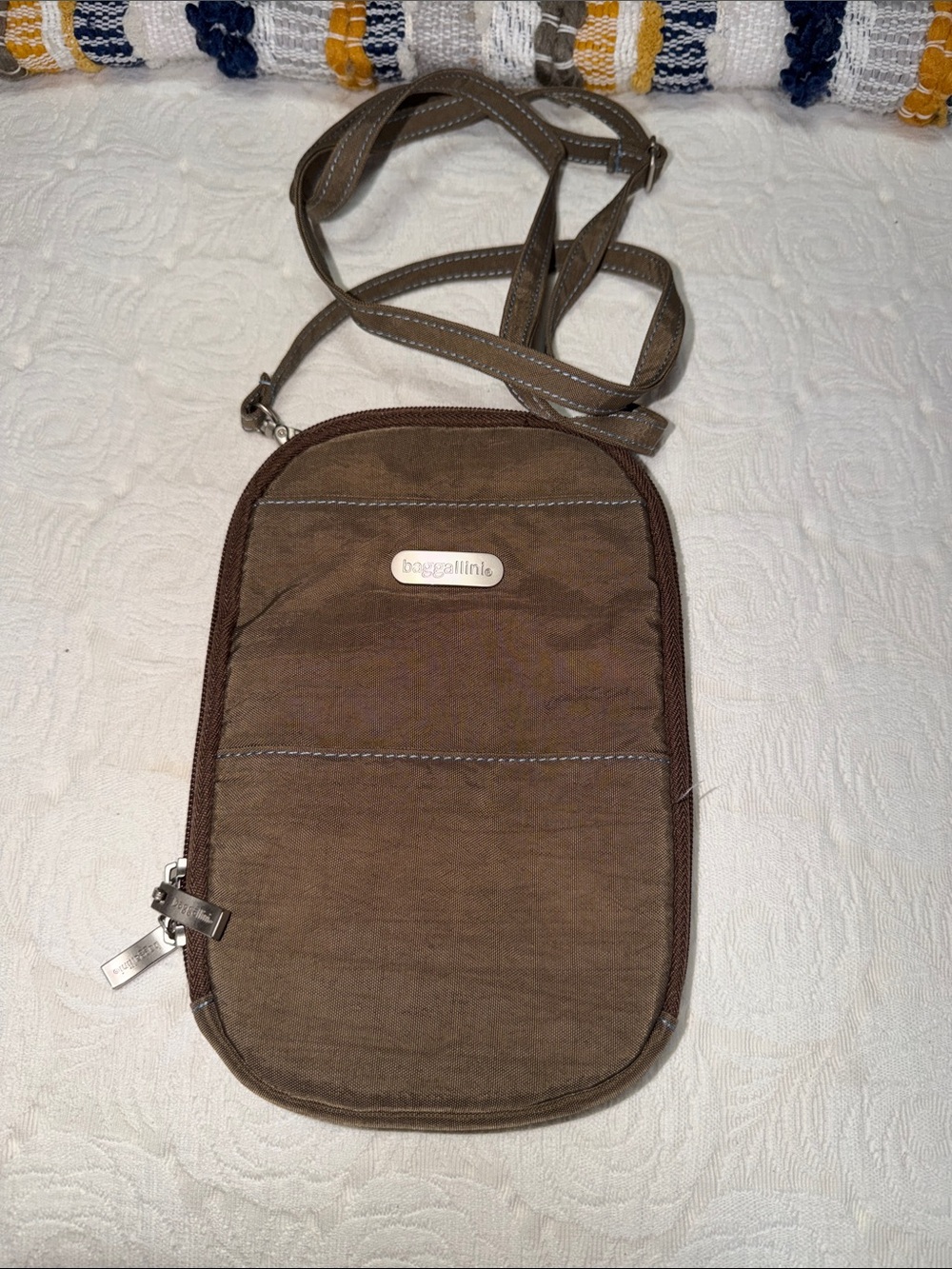 Baggallini Brown Crossbody Travel Pouch Nylon